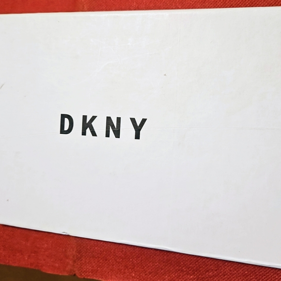 [NWT] DKNY Women's Wallet - Picture 12 of 16